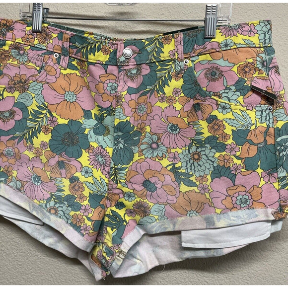 Wild Fable Highest Rise Shorts Women's Size 16 NEW never worn but tag removed - Picture 3 of 12